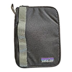 PATAGONIA Tablet‎ Kindle Padded Zip Around Case